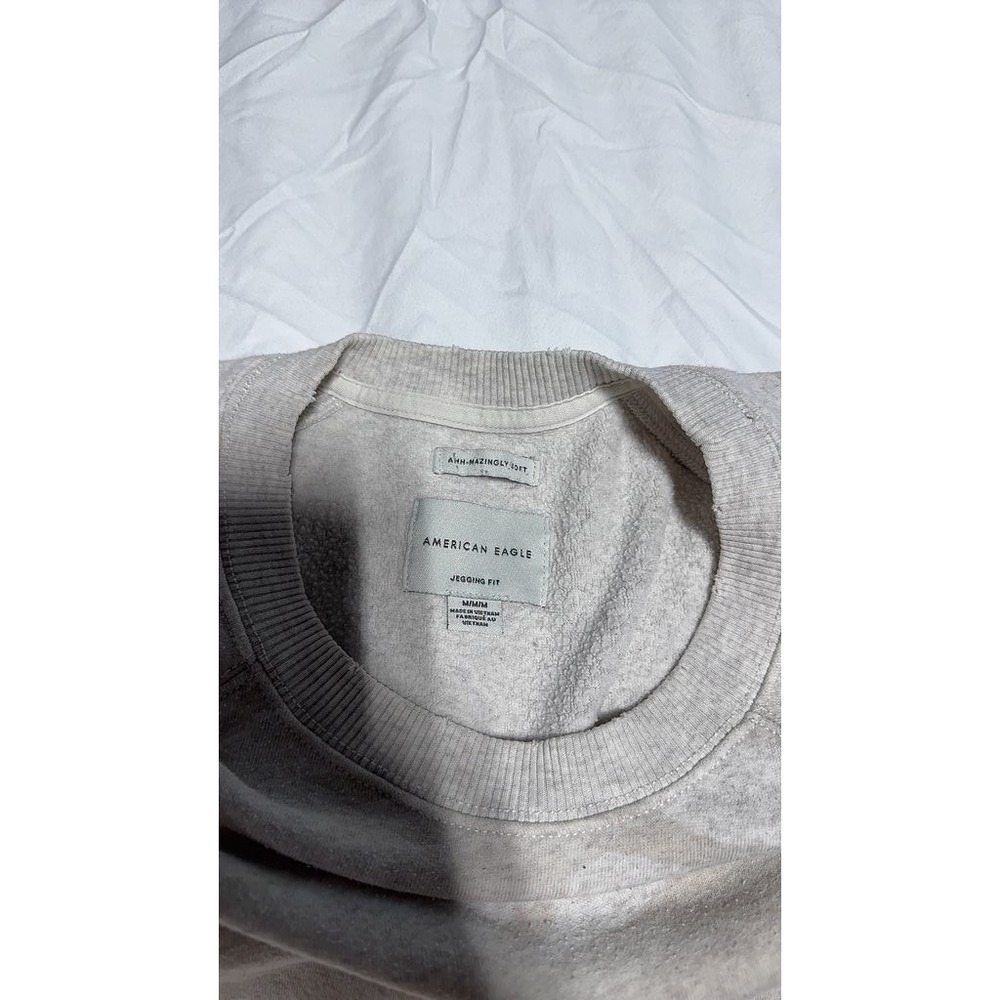 American Eagle Jegging Fit Camouflage Sweatshirt Beige Camo Medium